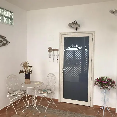 فندق مبيت وإفطار La Perla Scala Dei Turchi 4*