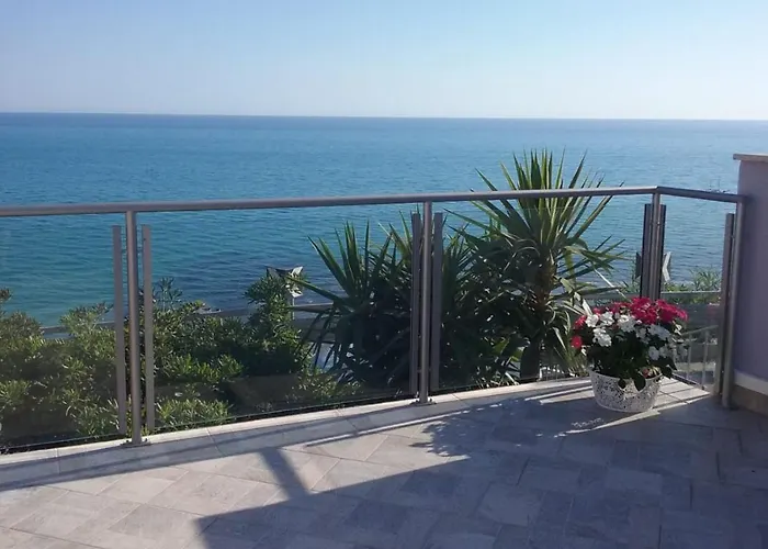 La Perla Scala Dei Turchi Bed and Breakfast