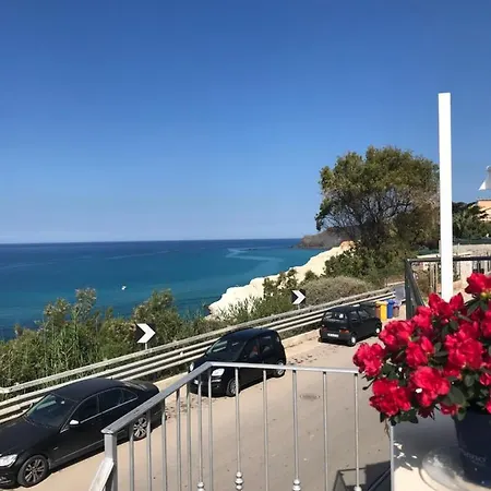 La Perla Scala Dei Turchi Bed & Breakfast 4*